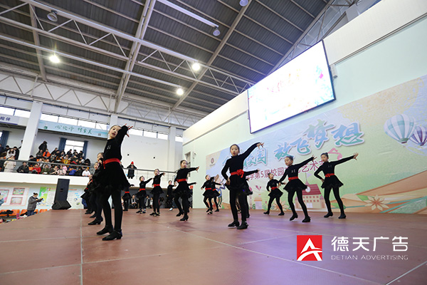 常德市德天廣告有限公司,品牌設(shè)計(jì),活動策劃,影視攝制,廣告設(shè)備租賃,媒體廣告推廣,