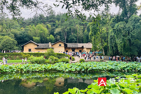 常德市德天廣告有限公司,品牌設(shè)計,活動策劃,影視攝制,廣告設(shè)備租賃,媒體廣告推廣,